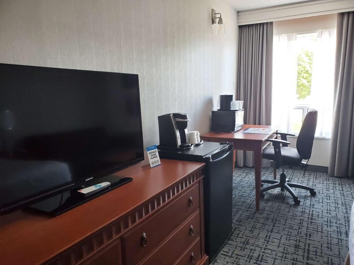 Best Western Hotel Brossard Exterior photo