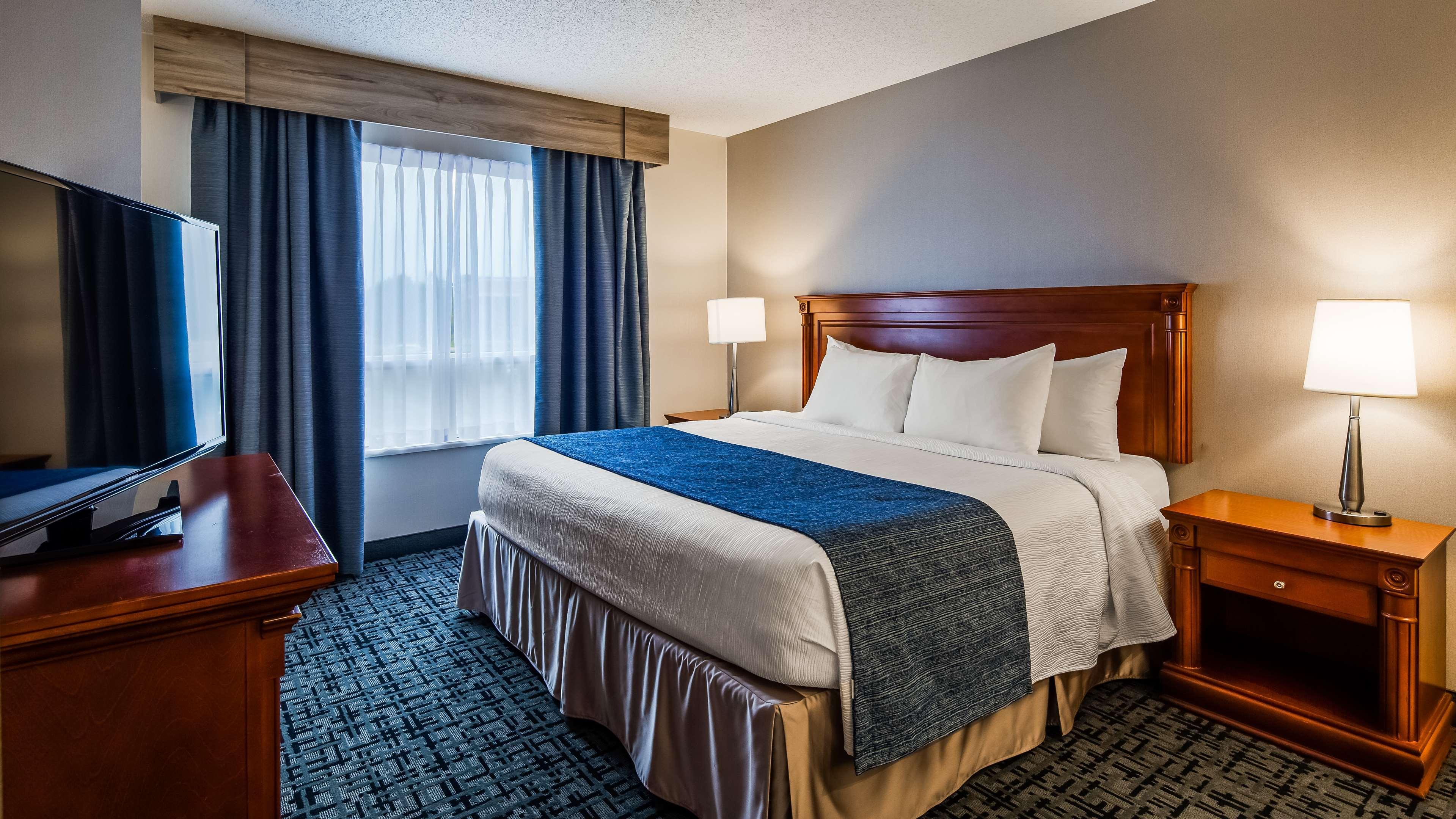 Best Western Hotel Brossard Exterior photo