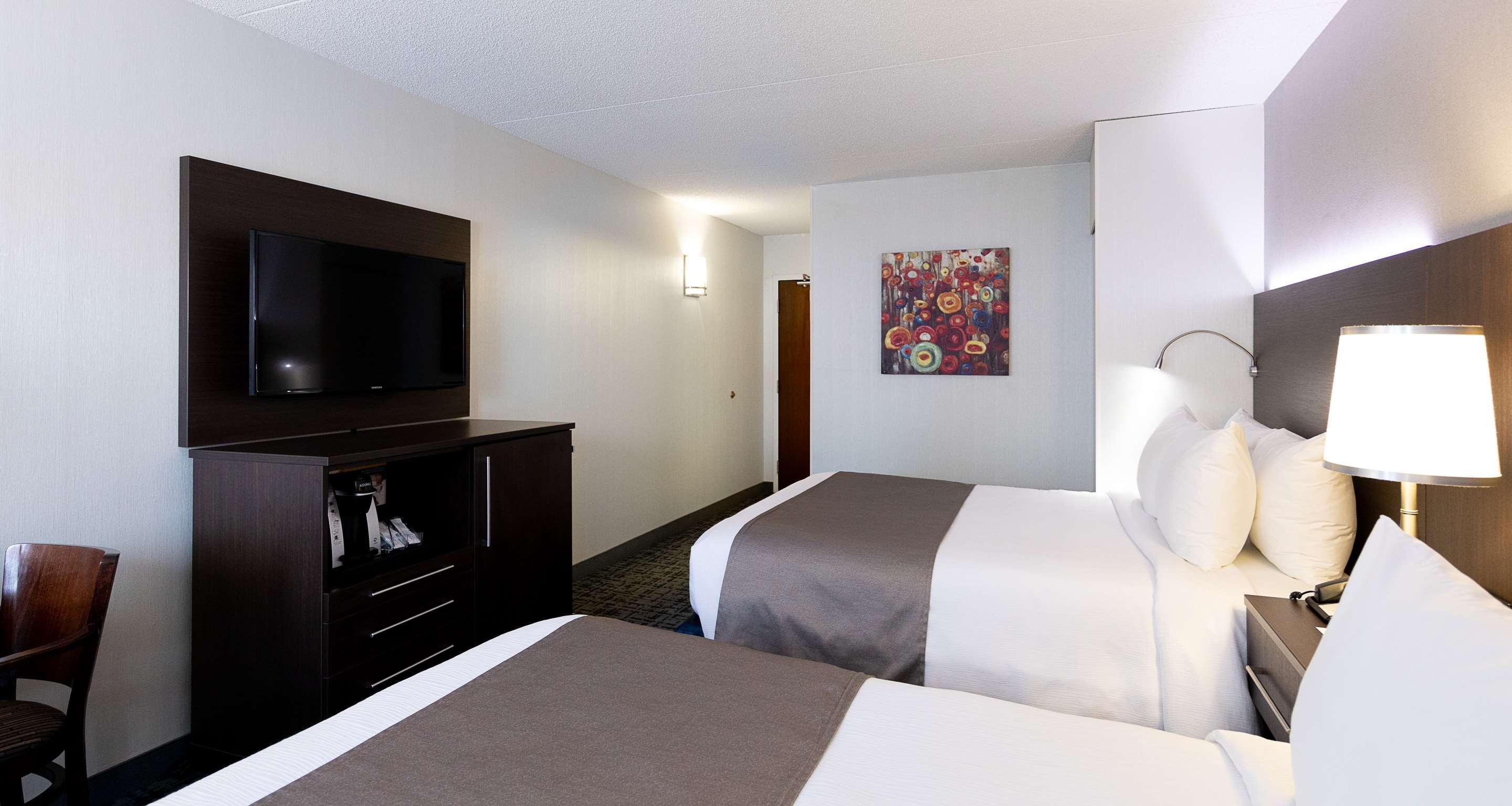Best Western Hotel Brossard Exterior photo