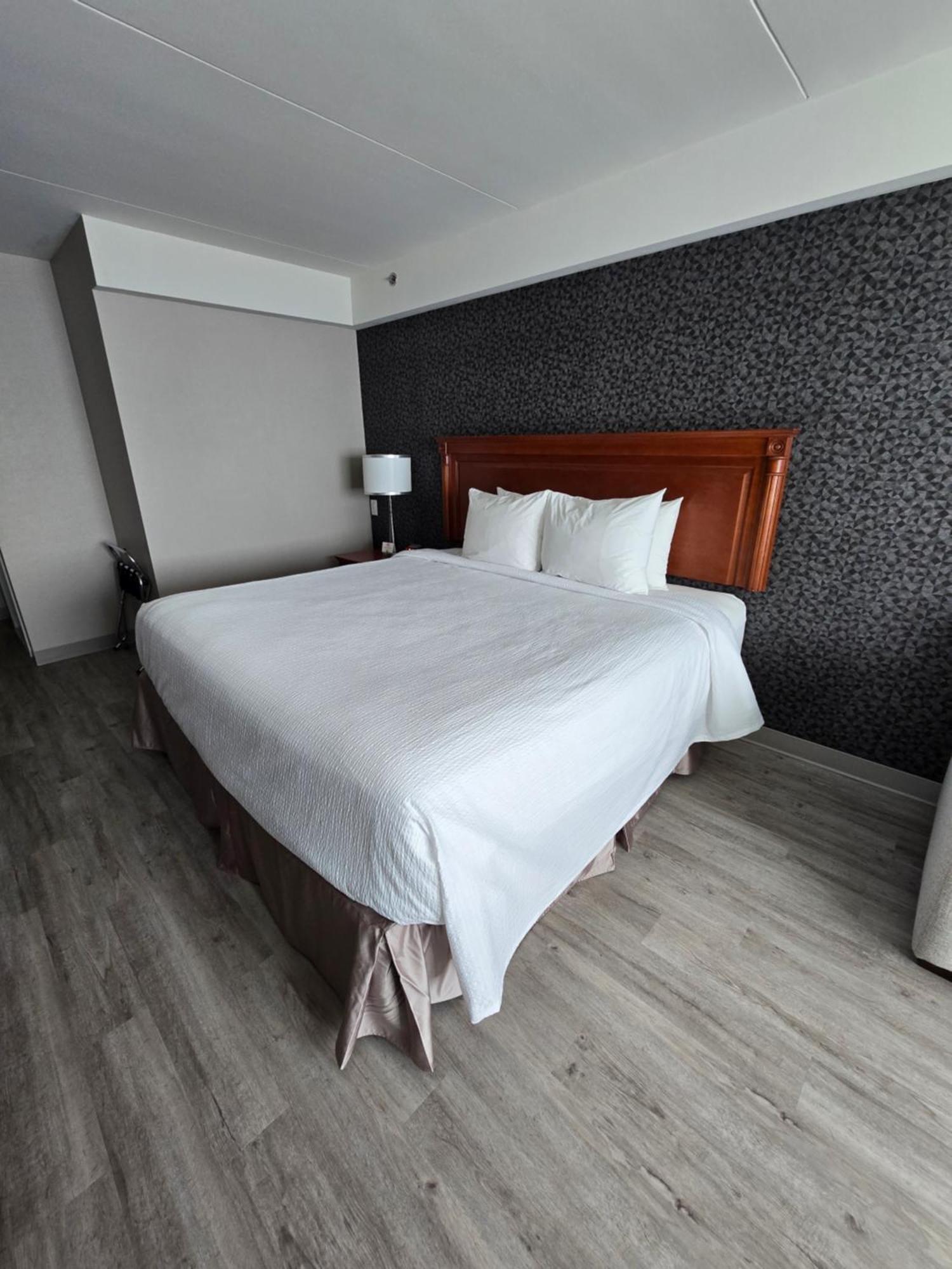 Best Western Hotel Brossard Exterior photo
