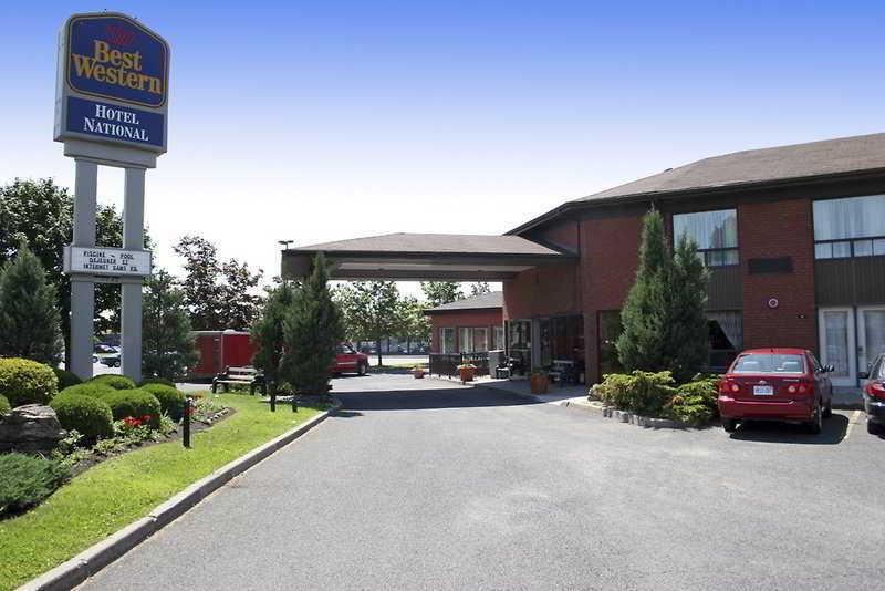 Best Western Hotel Brossard Exterior photo
